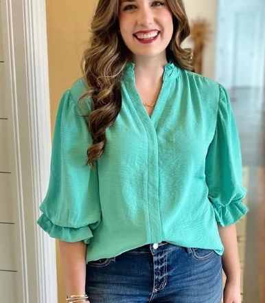 Short Sleeve Ruffle Shirt
